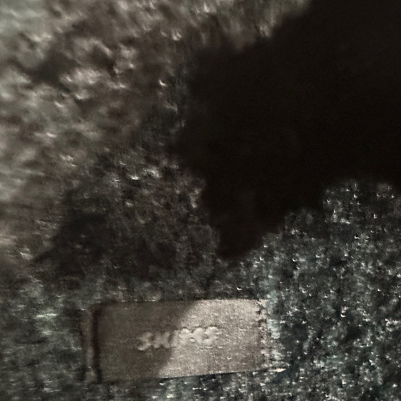 Skims Cozy green and black plaid house shoes. Size 40 US 9/10 - Picture 4 of 4